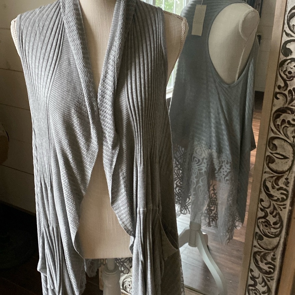 NWT GRACE AND LACE FLIP VEST